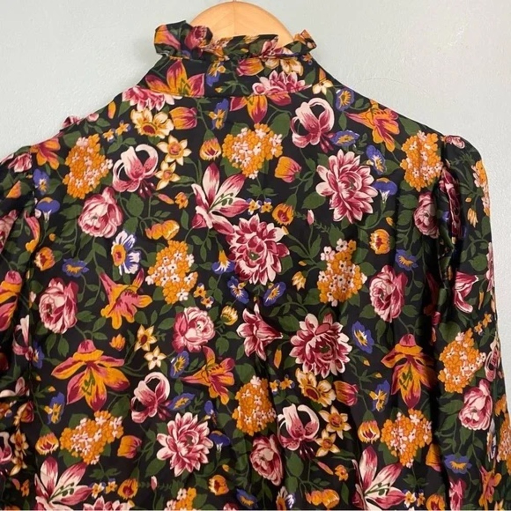 MILLIE Jolie Secret Garden Floral Ruffle Blouse M Tuckernuck Poetcore Academia - Picture 12 of 13